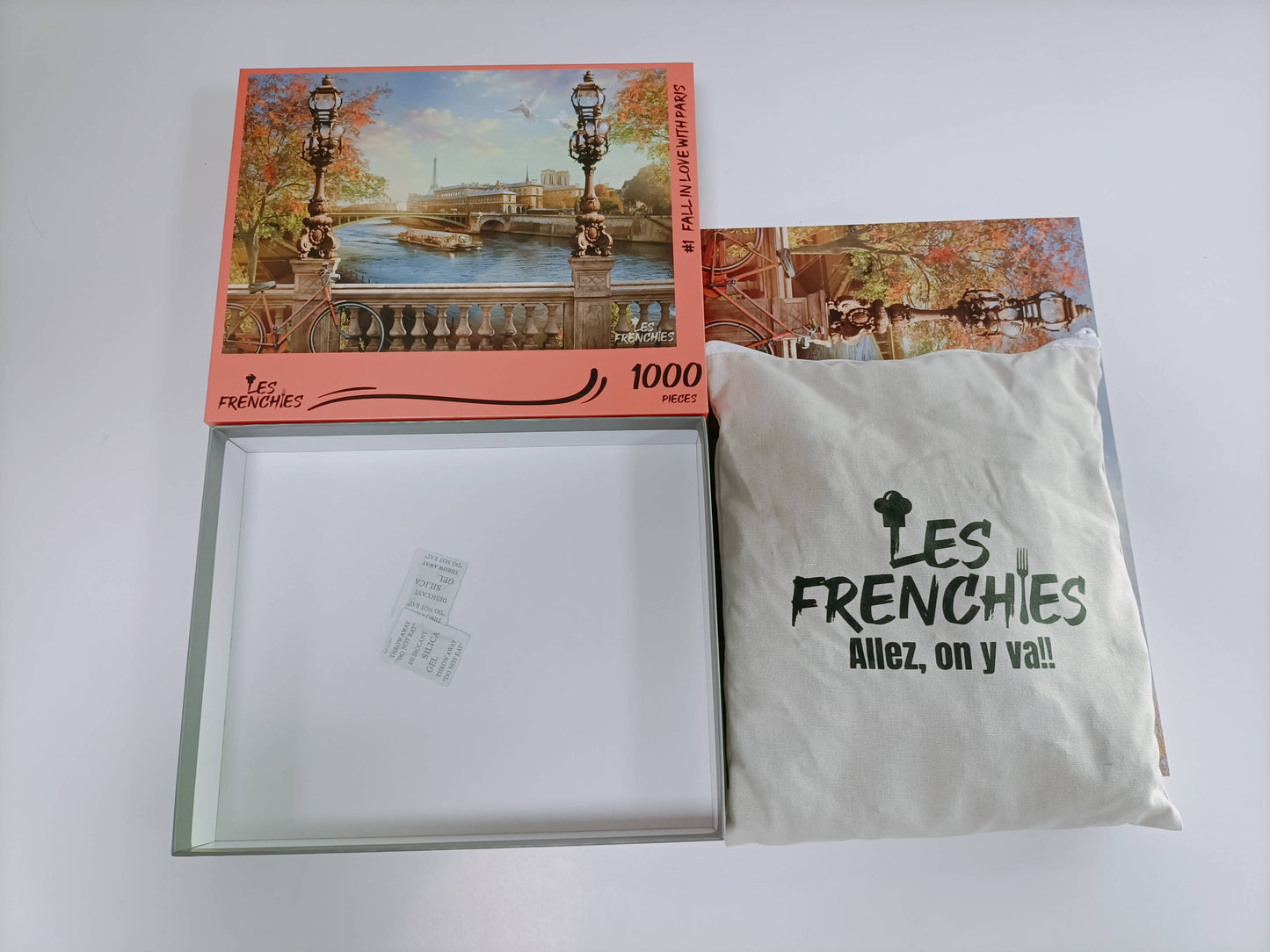 Les Frenchies Fall in Love with Paris 1000 piece Jigsaw Puzzle